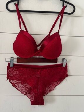 DANIel LAUReNT (Size 34C, S)  Bra and Pantie Set Underwire Lace🇨🇦